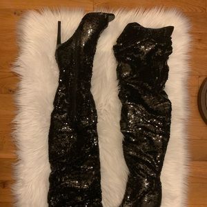 Knee high sequins boots